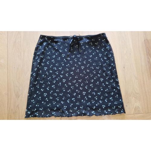 Jupe Courte Noire Et Petites Fleurs - 3 Suisses