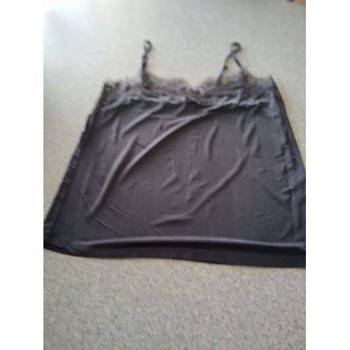 Top Bretelle En Dentelle Noir "T-M" Femme