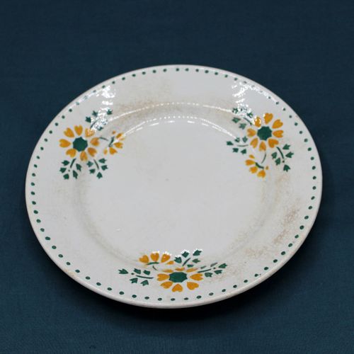 Ancienne Assiette En Porcelaine Opaque De La Faïencerie De Gien - French - Vintage
