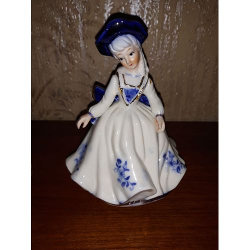 Bibelot - Jeune Fille Sur Socle - Tourne Avec Musique - Porcelaine