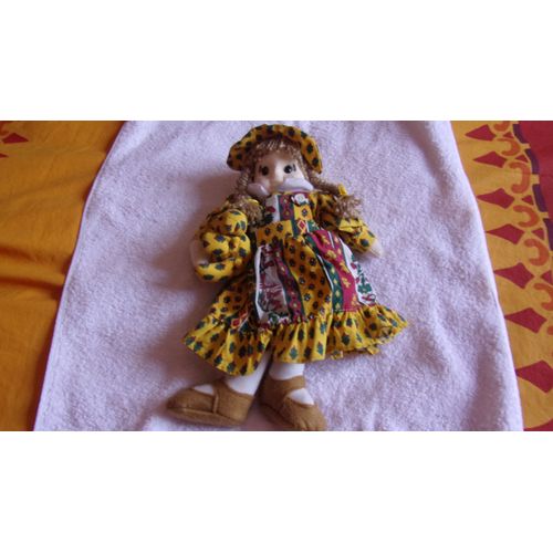 " Poupée En Chiffon Ancienne"