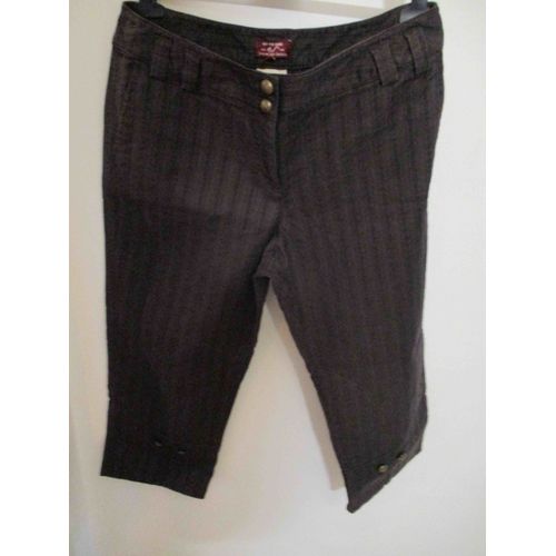 Pantacourt Coton Marron Foncé Petits Reliefs Taille 40