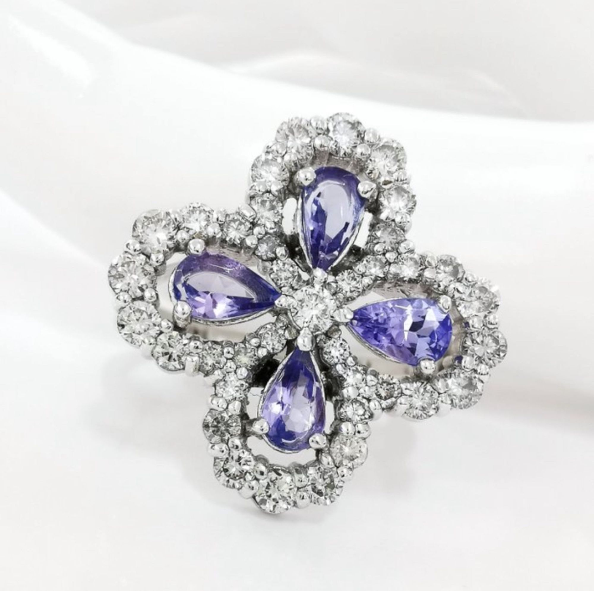 Bague En Or Blanc