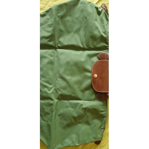 Sac Longchamp collection Pliage, type "L", vert, 60X34 cm. Etat neuf, jamais utilisé.