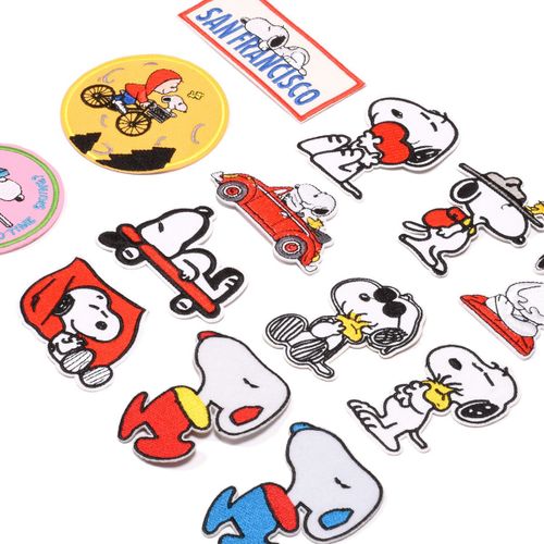 Patch Thermocollant 35Pcs Snoopy ÉCusson Thermocollant Enfant Broderies ÉCusson BrodÉ Patch pour DIY Customiser VÊTement T-Shirt Jeans,Sac À Dos Veste d'enfant Et Adulte À Cacher Les Trous