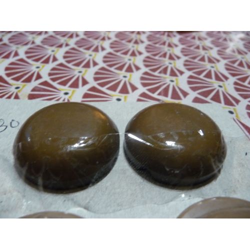 Lot8 F 2 Gros Boutons Bombes Marrons Anciens 30 Diam