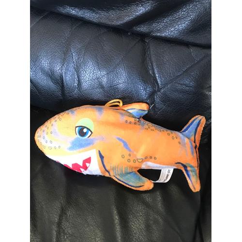 Doudou Peluche Requin Orange Et Bleu Lg Imports 24cm