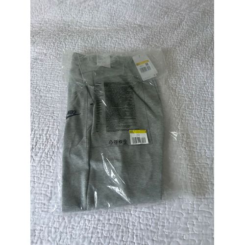 Nike Tech Fleece Gris