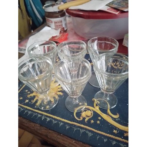 Lot De 6 Verres Digestif Ou Champagne