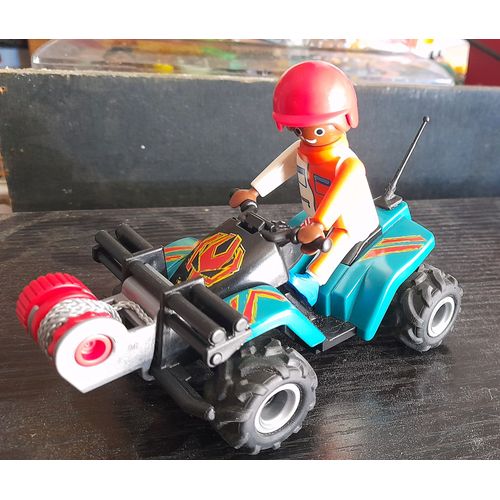 Playmobil 6879 Quad avec treuil et bandit Rakuten
