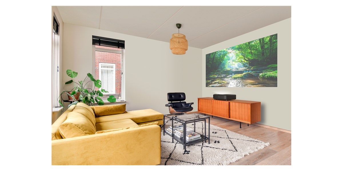 Epson EH-LS650B - 3-LCD-Projektor - 3600 lm (wei�) - 3600 lm (Farbe) - 16:9 - 4K - Ultra Short-Throw-Objektiv - 802.11a/b/g/n/ac drahtlos / Miracast - Schwarz - Android TV (V11HB07140) image 1 | Rakuten