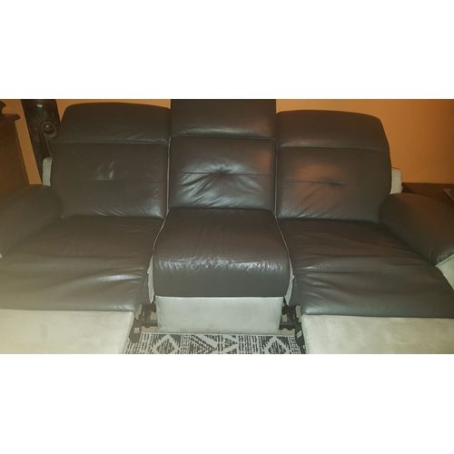 Je Vends Mon Canapé En Cuir Électrique