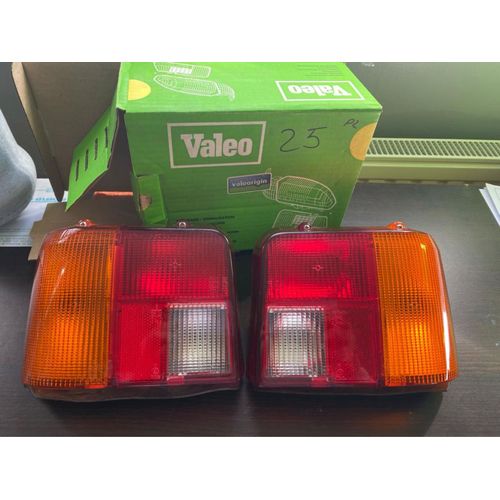 Peugeot 205 Gti Feu Arrière Droit Gauche Peugeot 205 Gti Cti Seima 20970 Valeo Rear Light D'origine