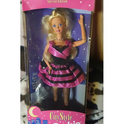Poupée Barbie City Style