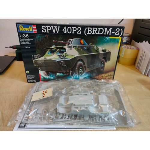 Maquette Militaire Revell 1/35 : Spw 40p2 ( Brdm-2 )-Revell