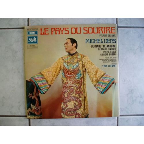 Le Pays Du Sourire  . Operette Romantique