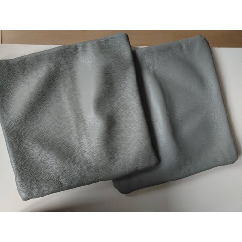 Lot De 2 Housses De Coussin Carrées 35 X 35cm Grises Style Décoration Simili Cuir Grainé Vegan Mode Home Decoration Taie Oreillers Lavable Anti Taches Pvc Gris Galet Clair