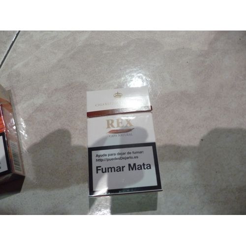 Paquet Vide De Cigarettes Rex