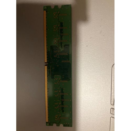 Barrette de Mémoire 1GB HYNIX 2Rx8 PC2-5300U-555-12