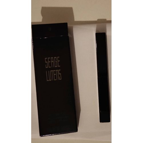 Serge Lutens Rouge À Lèvres Rossetto. Jamais Utilisée Et Dans Sa Boite Originale Bordeaux