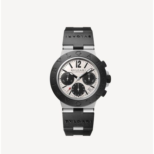 Je Met En Vente Montre Bvlgari Aluminium Avec Mouvement Mécanique De Manufacture, Remontage Automatique, Chronographe, Boîtier De 40 Mm En Aluminium Et Titane, Avec Gravure Bvlgari . Jamais Porté