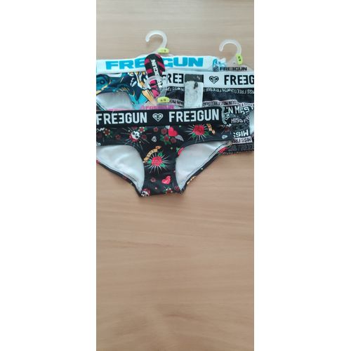 Lot De 3 Culottes Freegun Fille, Modèle De La Photo, Taille 6-8 Ans. Articles