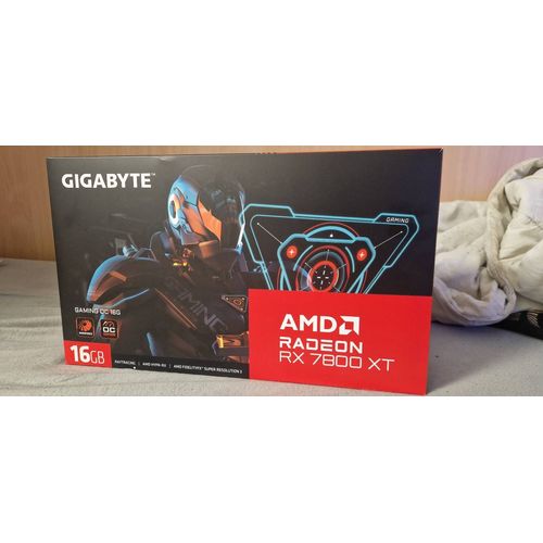 Carte Graphique Gigabyte Radeon RX 7800 XT GAMING OC 16G