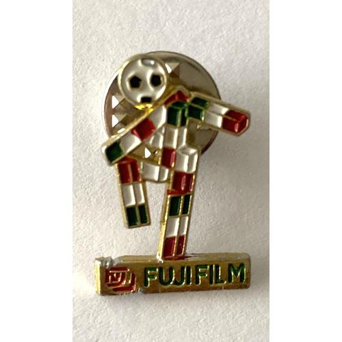 Pins Sports Football Coupe Du Monde World Cup Italia Italie 90 Mascotte Logo Fujifilm Photographie / Bertoni