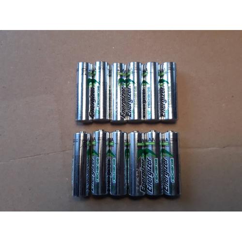 Piles rechargeables AA LR6 Energizer x12 2000