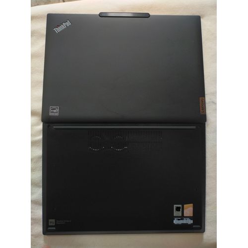 Lenovo Thinkpad X13 Gen 4 - 13.3" AMD Ryzen 5 PRO 7540U - 3.2 Ghz - Ram 16 Go - DD 256 Go