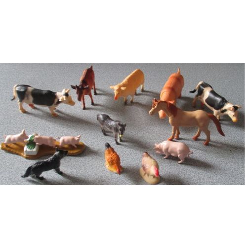 Petits Animaux De Ferme En Résine-2 Vaches-1 Âne-1 Chèvre-2 Cochons-3 Porcelets Avec 1 Mini Abreuvoir-1 Mouton-1 Chien-1 Cheval-2 Poules-Pour Animer Un Décor Ou S'amuser