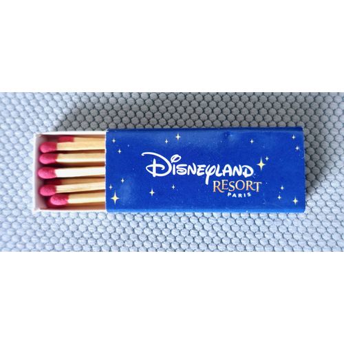 Boîte D'allumettes Pleine Disneyland Resort Paris. Date De 2008. Collection Collector Disney. Non Utilisée.