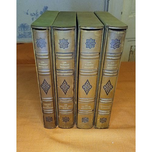 Les Poèmes Epiques , Collection Médiévale , Union Latine D'editions 1972 , 4 Tomes Reliés Cuir Sous Emboîtage , Illustrations De Fontanarosa , Edition Originale Numéroté Sur Pur Fil Dame Blanche