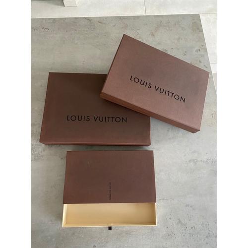 Lot trois boîtes Louis Vuitton marron