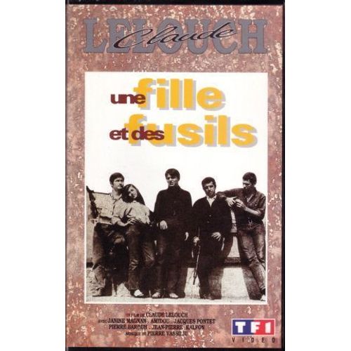 Une Fille Et Des Fusils