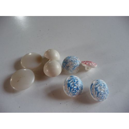Collection Divers 7 Boutons Anciens