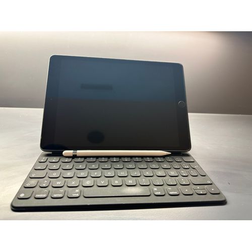 IPad 8 32 Go 2020, Apple Pencil & Smart Keyboard