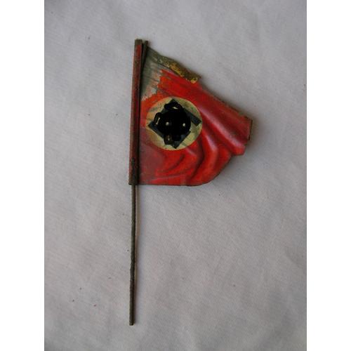 Ww2 Allemagne Petit Drapeau En Metal Allemand Parti Type Jouet Type Lineol 10.5 Cm De Hauteur Rare