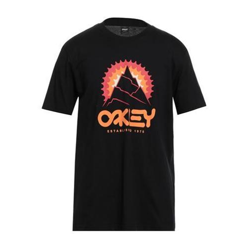 Oakley - Tops - T-Shirts