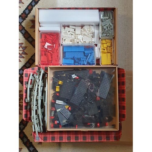 LEGO Vintage éléments pour train 7722 (1985) et ensemble de LEGO de couleurs