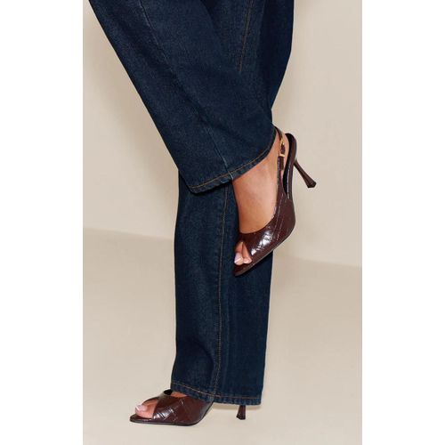 Chaussures Sandales Découpées Au Bout Chocolat Effet Croco Talon Et Bride Derrière Chocolat