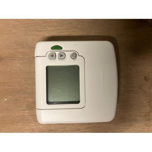 Thermostat d'ambiance numérique DT90 - HONEYWELL HOME