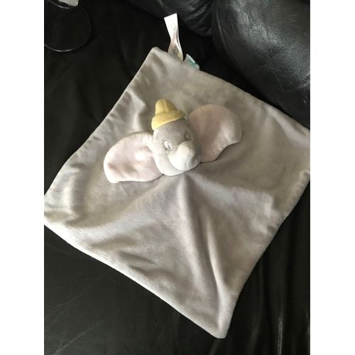 Doudou Plat Éléphant Dumbo Gris Chapeau Jaune Disney Primark 30*30cm