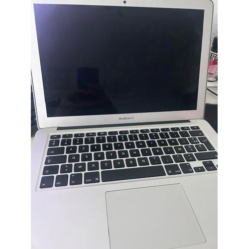 Apple MacBook Air -13.3" Intel Core i5 - 1.4 Ghz - Ram 4 Go - SSD 120 Go