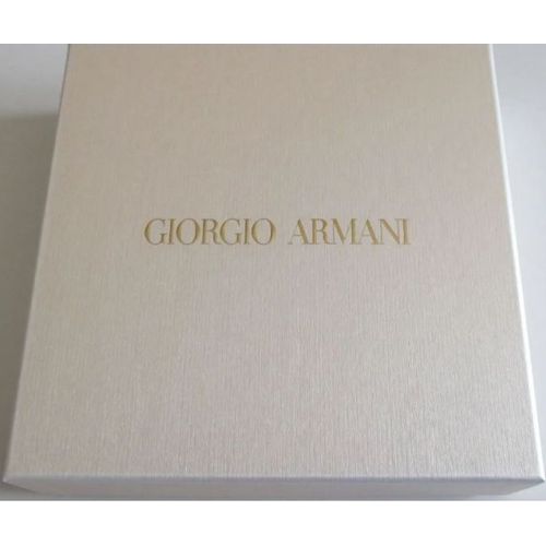 Boite rigide/coffret de rangement 22x22x6cm-fond blanc-couvercle beige granité avec inscription dorée-vendue vide
