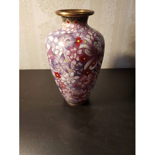 Vase cloisonné violet 180 x 110 cms.