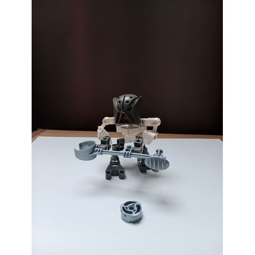 LEGO BIONICLE 8581 Mata Nui Matoran : Kopeke (complet avec balle Kolhii)