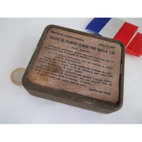 Trousse Boite Métal Individuel Pour Gazés Armée Française. Mdle 1952