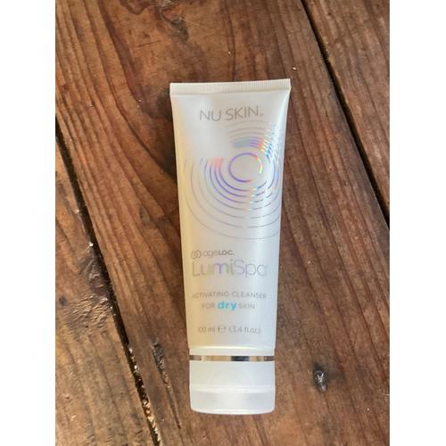 Gel Nettoyant Visage Peaux Sèches Activating Face Cleanser Nuskin 