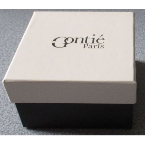 Petite boite en carton solide- fond marron et couvercle blanc- 5x8x5cm- avec inscription Gontié Paris- vendue vide pour rangement bijoux ou autres petits objets
